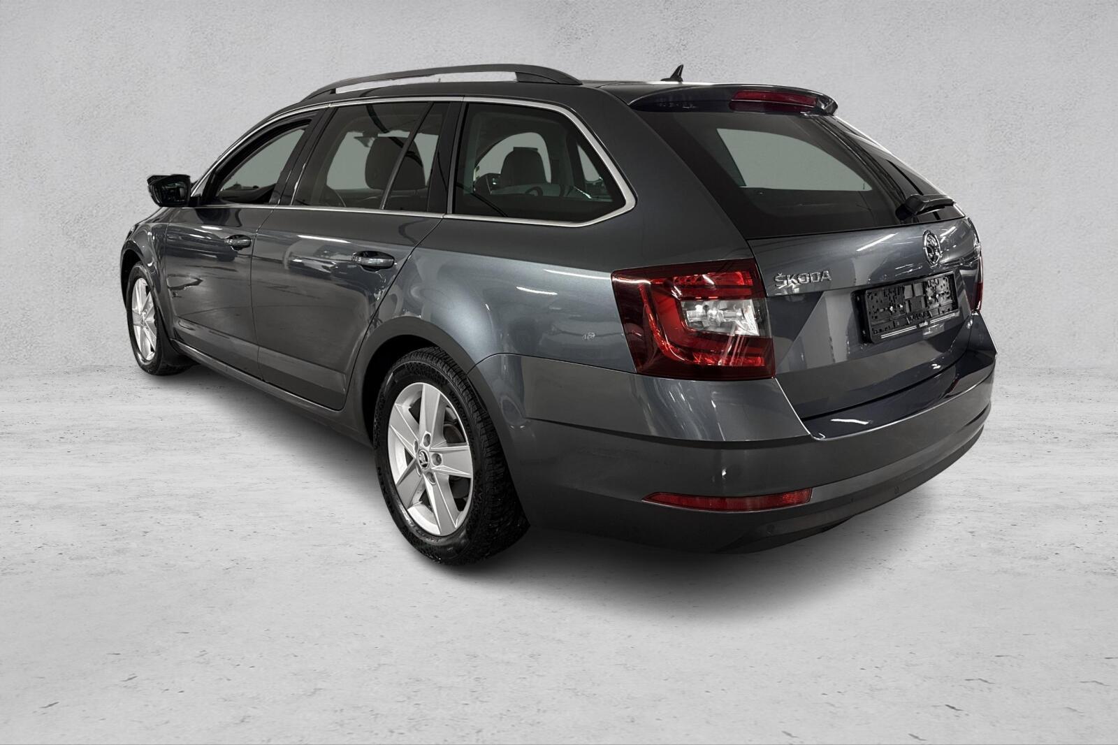 Thumnail bilde 3 av Škoda Octavia Stasjonsvogn