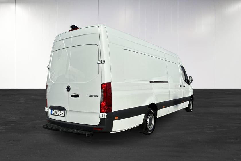 Bild 3 av Mercedes-Benz Sprinter 315 CDI RWD Panel Van SKÅP A4 9G-Tronic | Tempmatic | Backkamera |