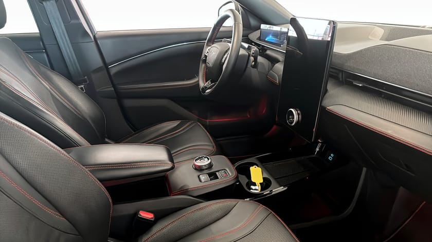 Bild 3 av Ford Mustang Mach-E Standard Range AWD MACHE-E SPORT 400KM Räckvidd. 5495KR 18 MÅN