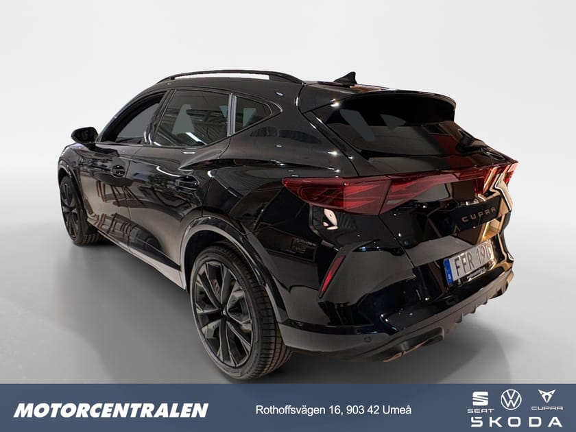 Bild 3 av CUPRA Formentor e-Hybrid 1.5 204 HK DSG6 LADD