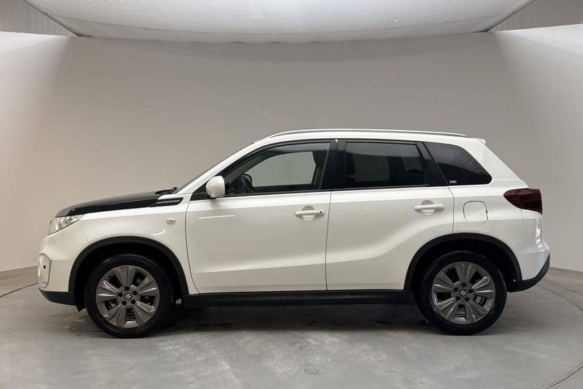 Bild 3 av Suzuki Vitara 1.4T Allgrip 4x4 (140hk) Reparationsobjekt
