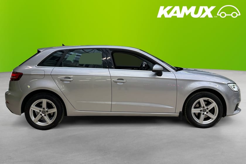 Bild 2 av Audi A3 Sportback 30 TFSI Proline  Carplay Adaptiv Farth