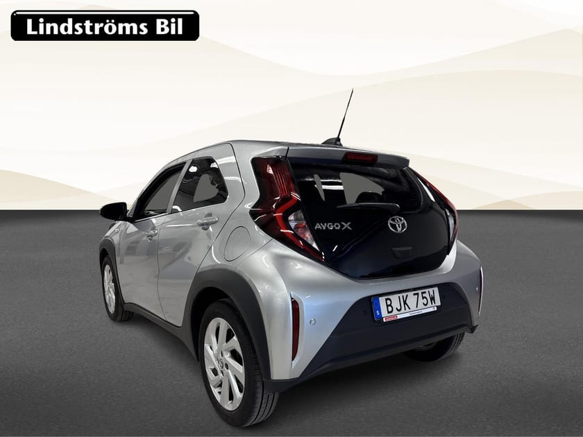 Bild 4 av Toyota Aygo X Play Comfort & Style 1.0 72hk S&V-Hjul Moms