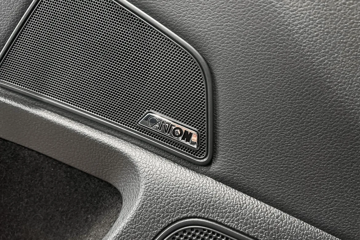 picture of a car