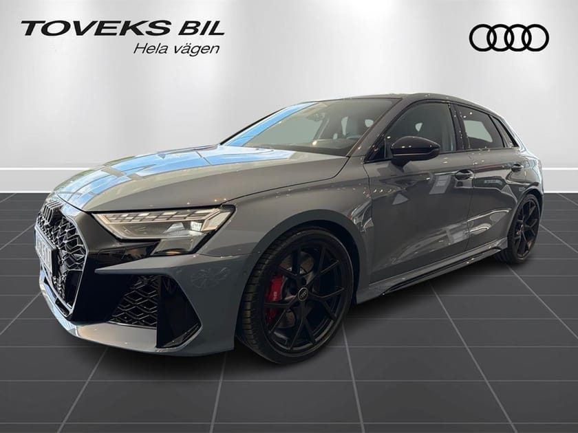 Bild 1 av Audi RS3 Sportback QUATTRO