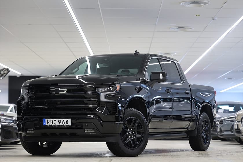 Bild 4 av Chevrolet Silverado 1500 Crew Cab High Country Midnight Edt 3.0 PRISSÄNKT 50 000kr!