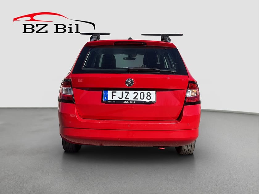 Bild 4 av Škoda Fabia Kombi Skoda 1.2 TSI Style P-Sensor CarPlay