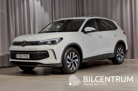 Volkswagen Tiguan LIFE / 1.5 TSI / 150 HK / P-värmare / Drag