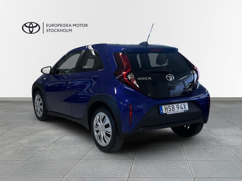 Bild 2 av Toyota Aygo X 1,0 S-CVT / PLAY / V-HJUL / Garanti