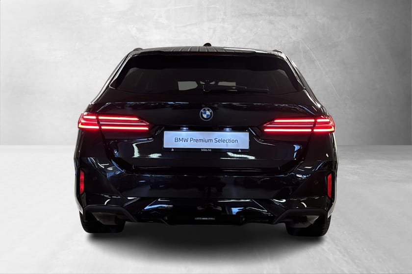 Bilde 3 av BMW i5 xDrive40 Touring Fully Charged M-Pro, Pano, B&W, ACC++