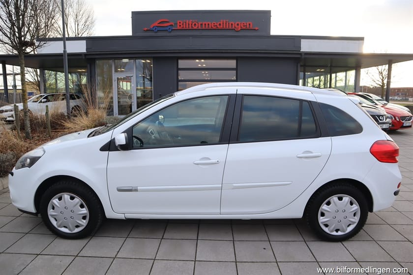 Bild 1 av Renault Clio Sport Tourer 1.2 16V FWD 75hk