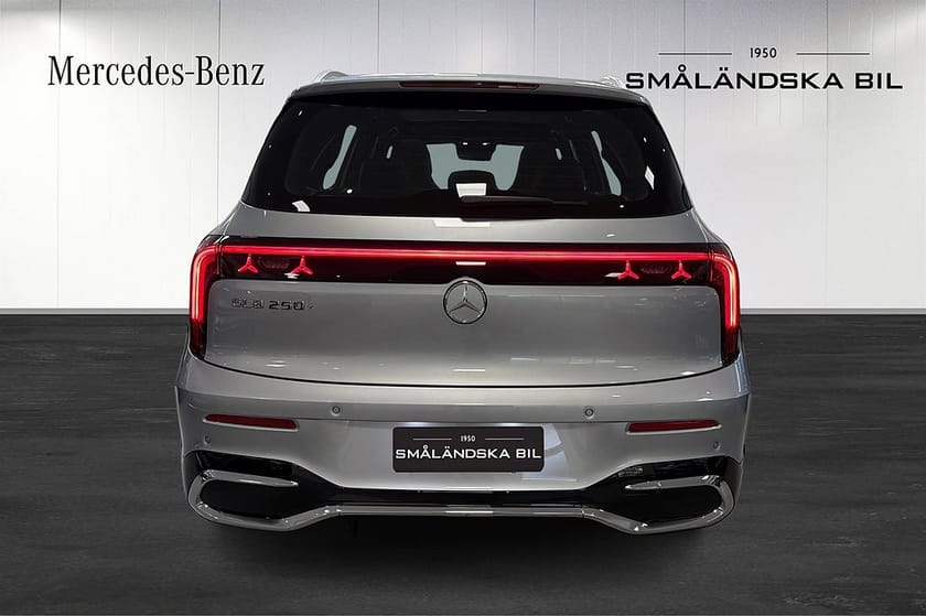 Bild 5 av Mercedes-Benz GLB 250+ Panorama Drag 272hk