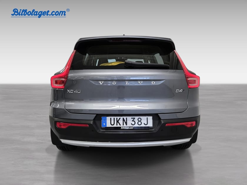 Bild 4 av Volvo XC40 D4 AWD Momentum Advanced Edition
