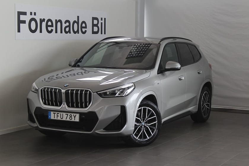 Bild 1 av BMW X1 sDrive18i 4,95 ränta M Sport Drag H/K 18" AdptFarth