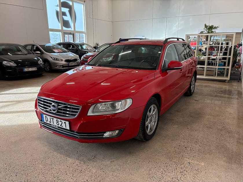 Bild 5 av Volvo V70 *RÄNTEKAMPANJ 3.45%* D4 Momentum Drag Kamremsbytt SoV