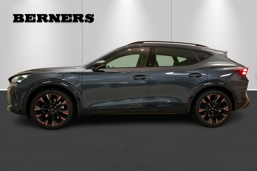 Bild 2 av CUPRA Formentor VZ e-Hybrid / Drag / Matrix / 19 Tum /