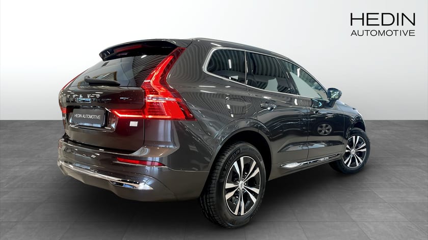 Bild 2 av Volvo XC60 Recharge T6 AWD Panorama Backkamera Rattvärme