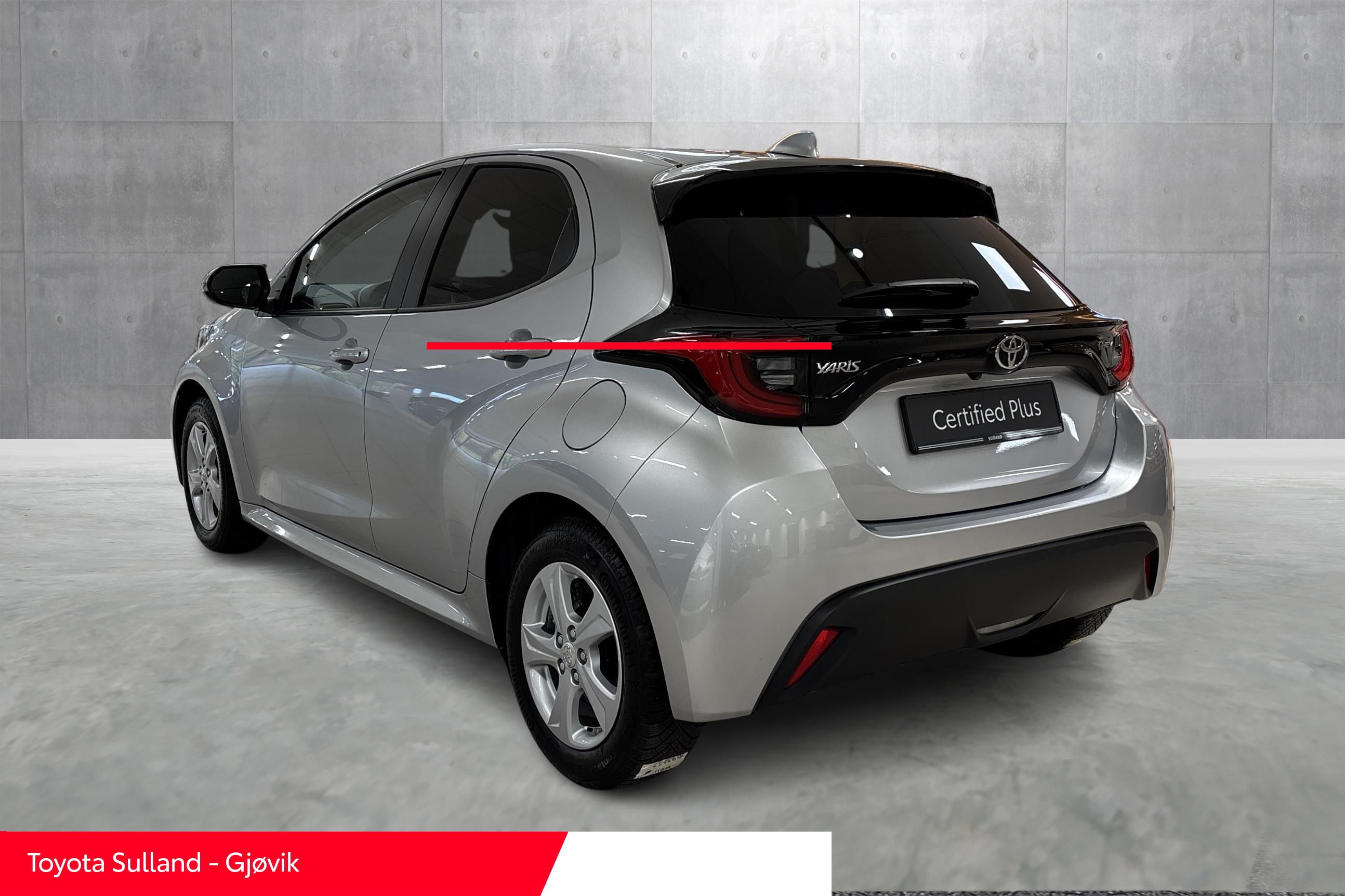 Thumnail bilde 2 av Toyota Yaris Hybrid 115