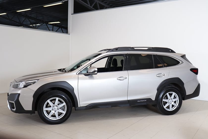 Bild 2 av Subaru Outback Adventure 2.5  AWD 169HK Vinterhjul MOMS LÅG SKATT