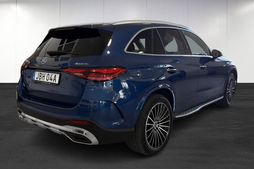 Bild 3 av Mercedes-Benz GLC 300 d e 4MATIC de  AMG Premium / AIRMATIC / Panorama / Drag