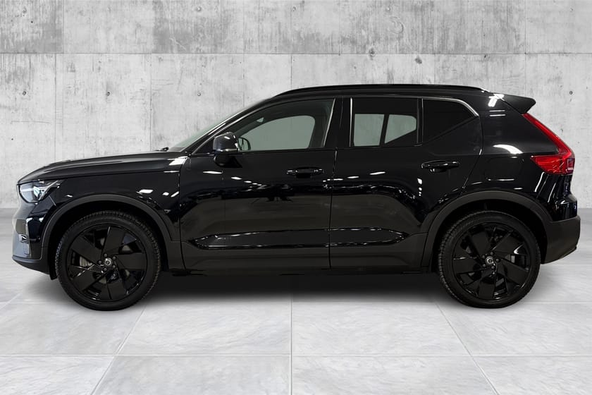 Bilde 2 av Volvo EX40 Twin Motor Performance AWD/Black Edition/Ultra/H&K/Krok/360/Pano/20"/Pixel