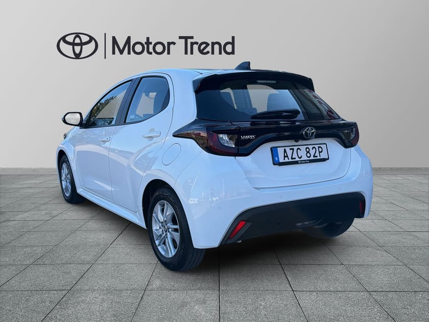 Bild 3 av Toyota Yaris Hybrid 115 1,5 ACTIVE KOMFORTPAKET | P-SENSORER | BACKKAMERA | APPLE CARPLAY |