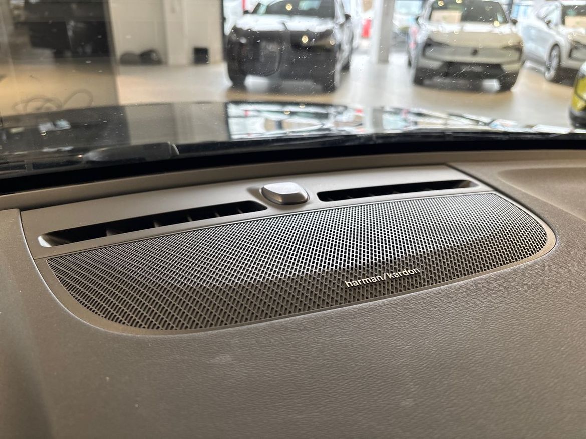 Volvo EC40 2025 - miniatyr 15