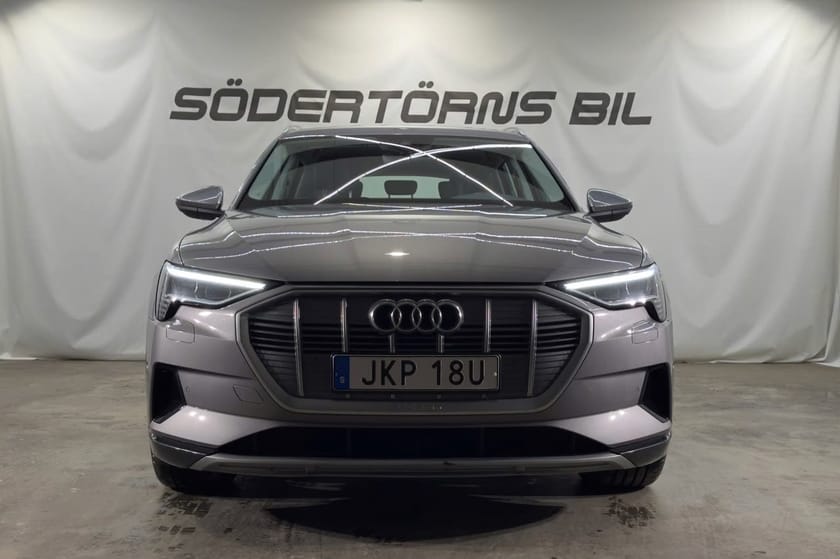 Bild 4 av Audi e-tron 55 quattro PROLINE  DRAG LÄDER LUFTFJÄDRING MOMSBIL