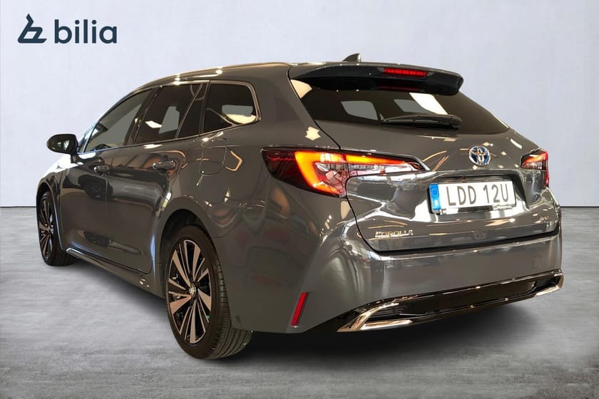 Bild 2 av Toyota Corolla Touring Sports Hybrid 1,8 Style Navi Värmare