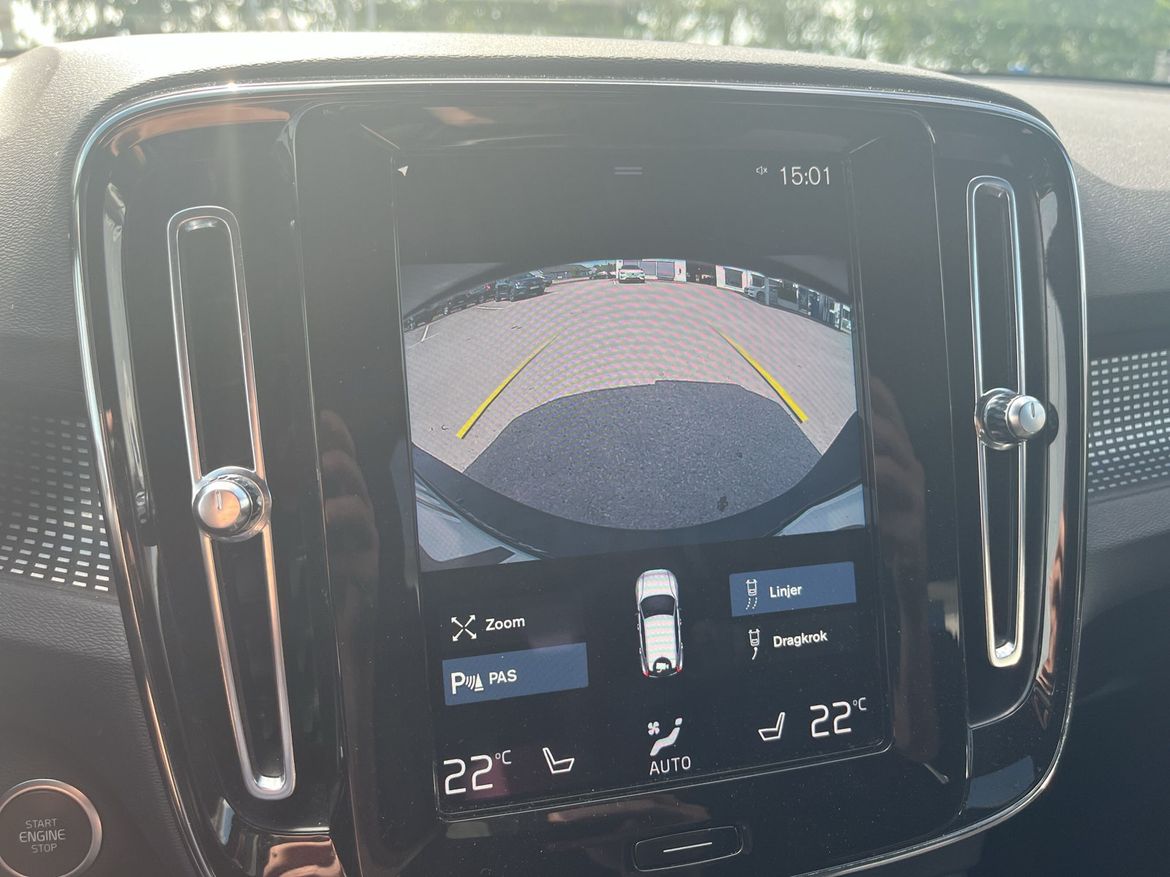 HEH77R – Volvo XC40