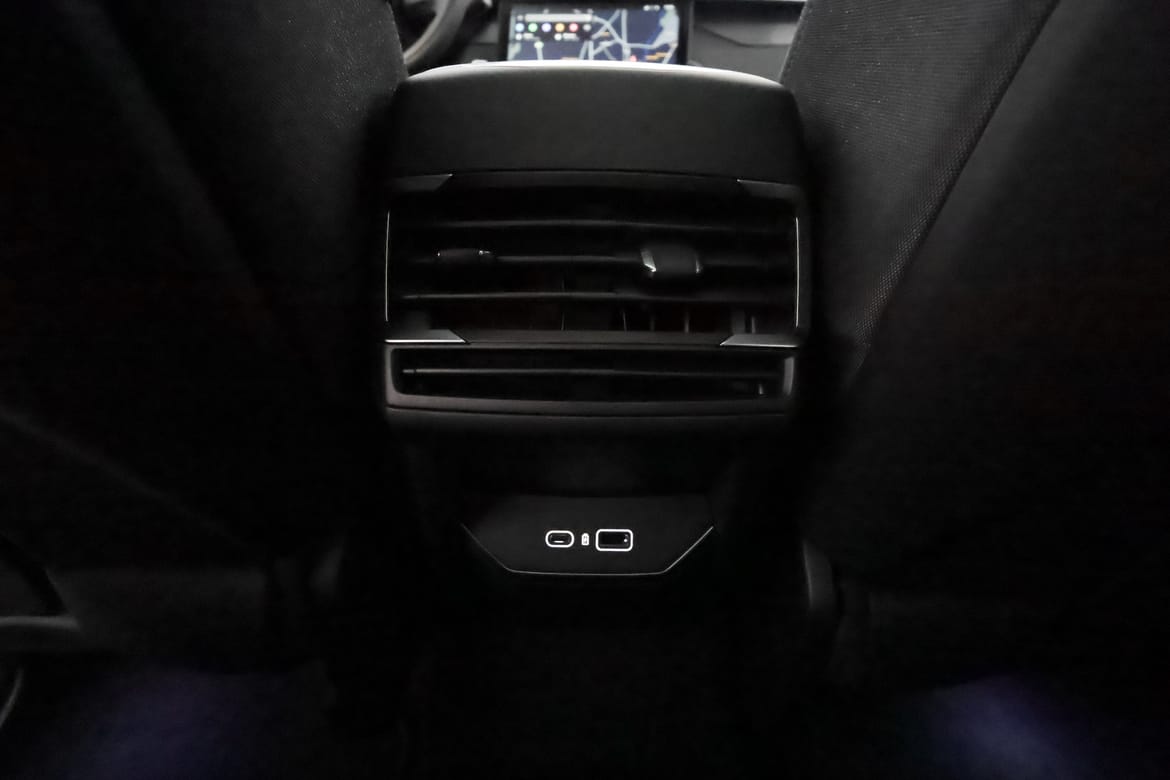 Lynk & Co 01 2023 - miniatyr 25