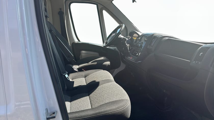 Bild 3 av Fiat Ducato Chassi Cab | 35 EH L3 2,3MJT | 130HK | FLAK