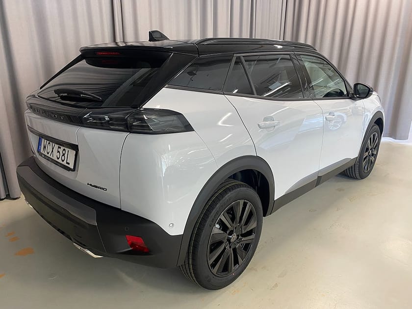 Bild 4 av Peugeot 2008 Hybrid 145 GT 145hk Automat
