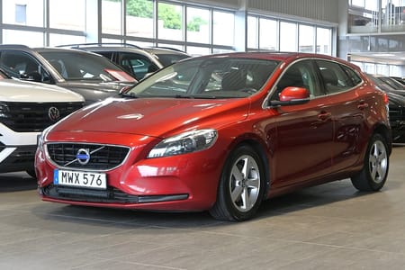 Volvo V40 D2 Momentum Kamrem bytt Årsskatt 1103kr