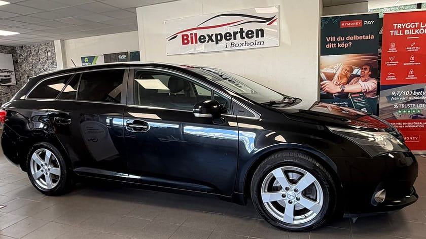 Bild 4 av Toyota Avensis Kombi 2.2 D-4D Executive|Adaptiv farthållare|Automat