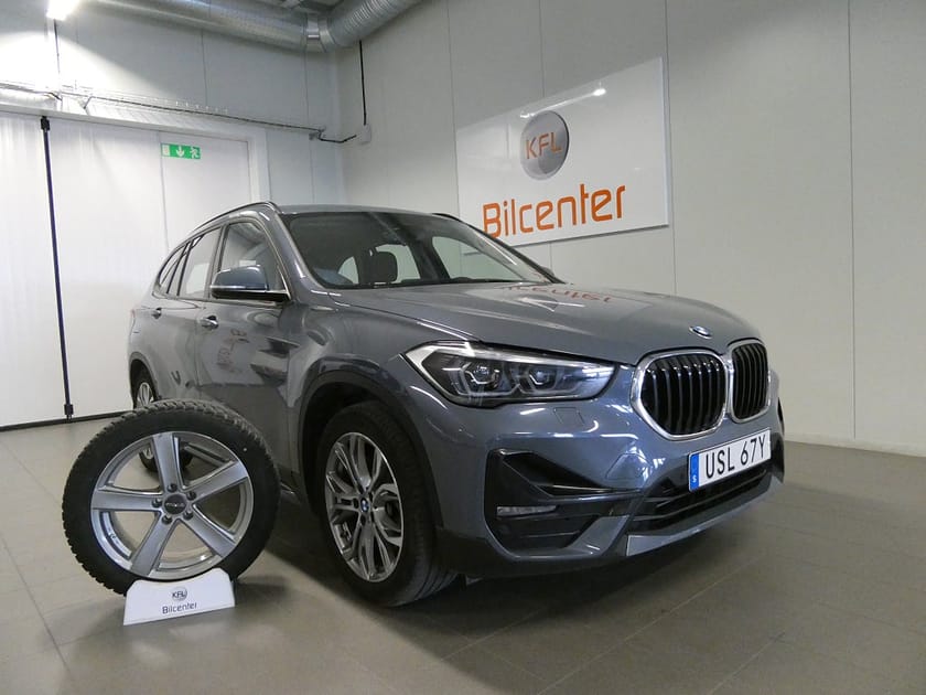 Bild 1 av BMW X1 xDrive25e Aut-Drag-HUD-Värmare-Kamera-Navi-SoV