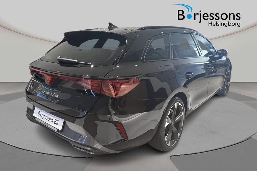 Bild 3 av CUPRA Leon e-Hybrid Sportstourer 1.5 204hk