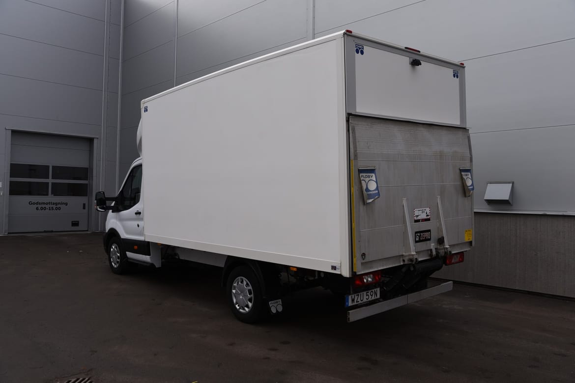 Ford Transit 2021 - miniatyr 3