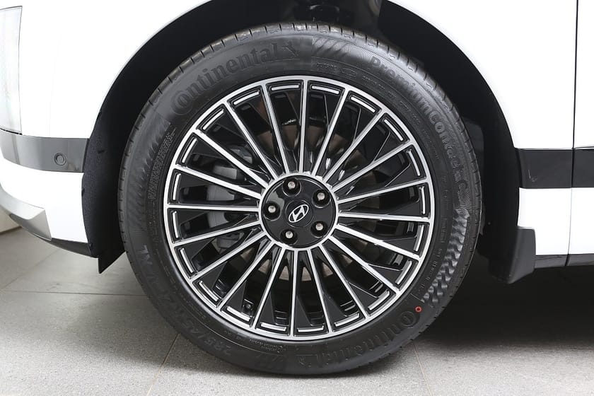 Bild 3 av Hyundai Ioniq 9 Performance AWD Calligraphy lager*