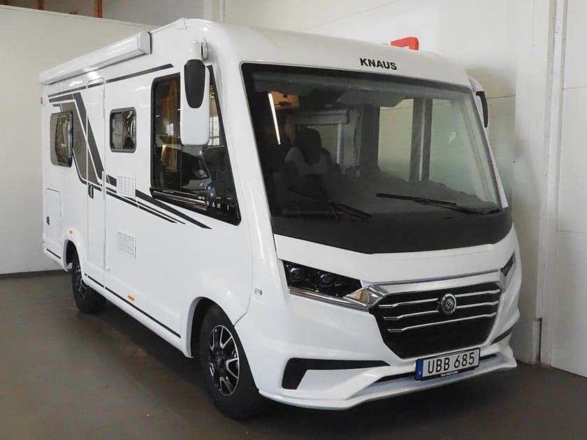 Bild 1 av Knaus Campervan Fiat Van I 550 MF Cykelställ Markis 4 bäddar