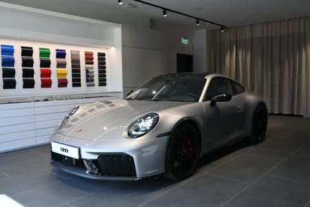 Porsche 911 Carrera GTS