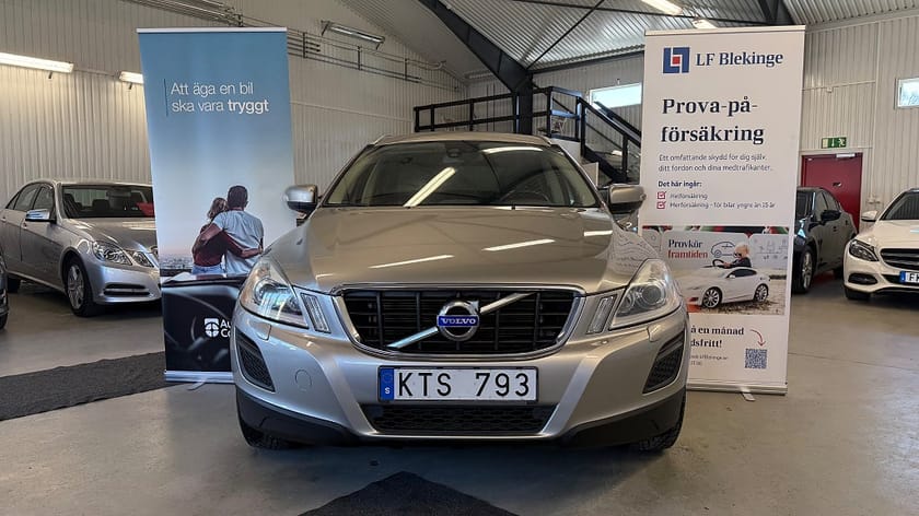 Bild 3 av Volvo XC60 D5 AWD Geartronic, 205hk Summum, Drag **Nyservad**