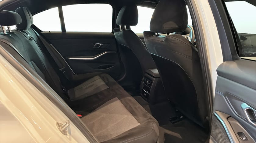 Bild 5 av BMW 320i xDrive Sedan M sport, Dragkrok, Rattvärme