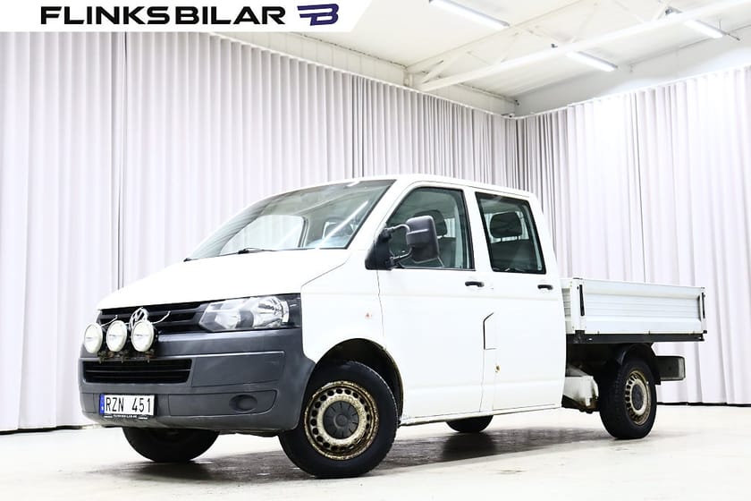 Bild 2 av Volkswagen Transporter Chassi Dubbelhytt TDI 140HK Dubbelhytt|Flak|Drag|Värmare|Moms