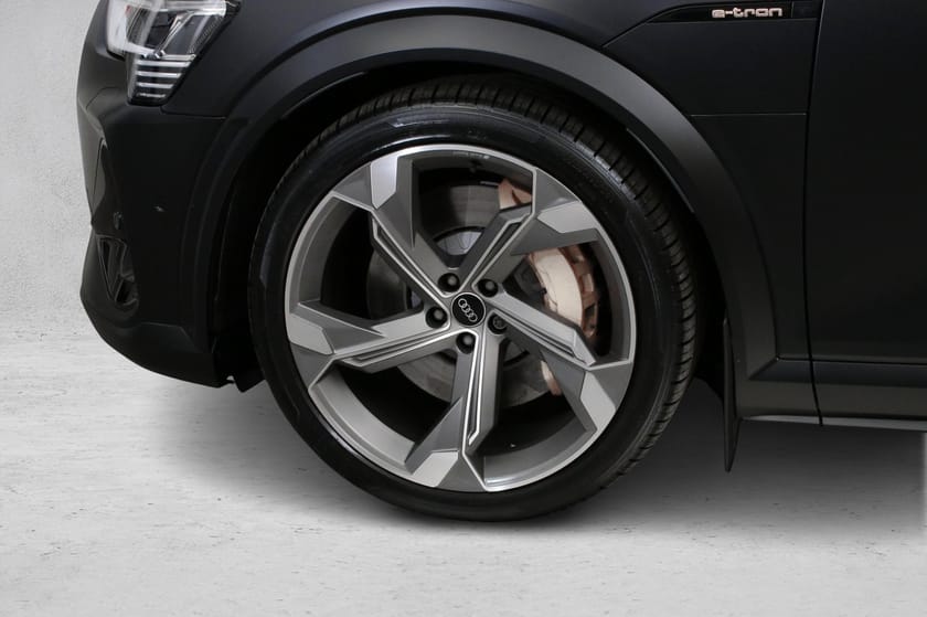 Bilde 3 av Audi e-tron S quattro 60S 503hk Q /Batteritest/Krok/Pano/B&O/NightV/Matrix++