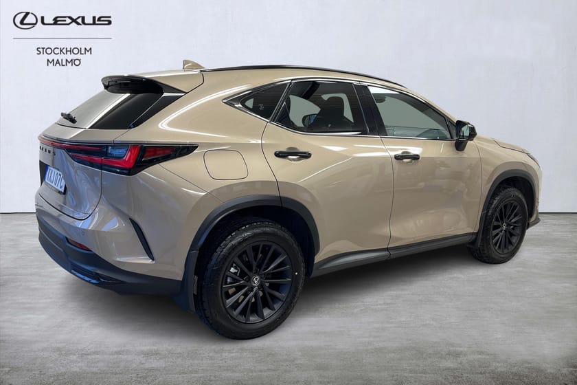 Bild 4 av Lexus NX 450h+ Overtrail AWD 309hk Drag 360° HUD P-värm Keyless