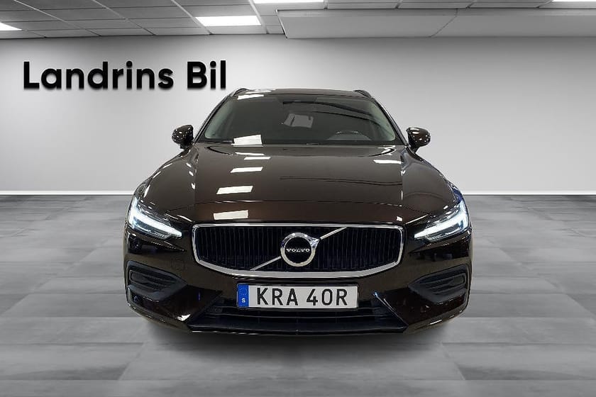 Bild 2 av Volvo V60 T4 Momentum Värmare / Automat / Nyservad