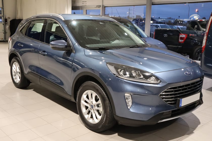 Bild 3 av Ford Kuga Plug-In Hybrid Titanium Phev 64km 225hk 4295kr/mån Privatleasing