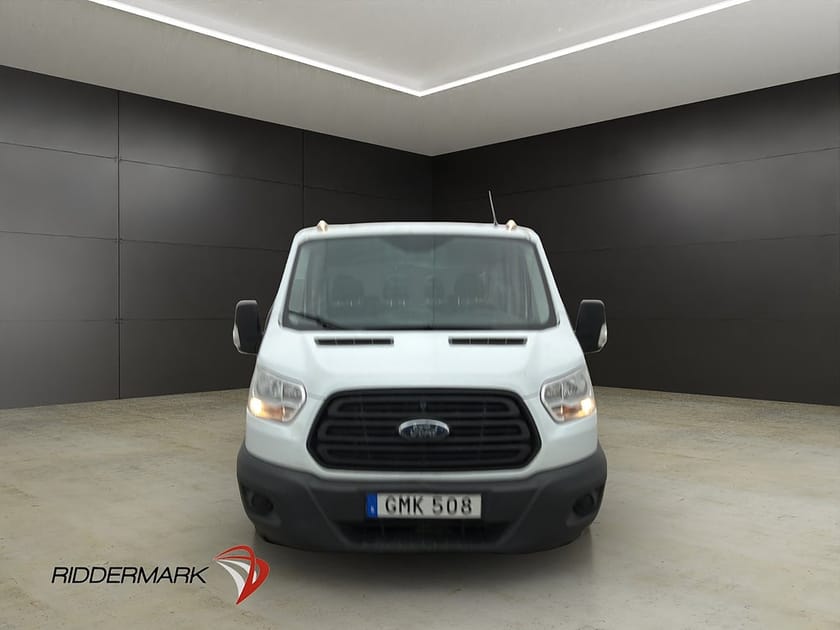 Bild 5 av Ford Transit 310 Chassi Dubbelhytt Påbyggnad Värmare 7-Sits Drag Moms