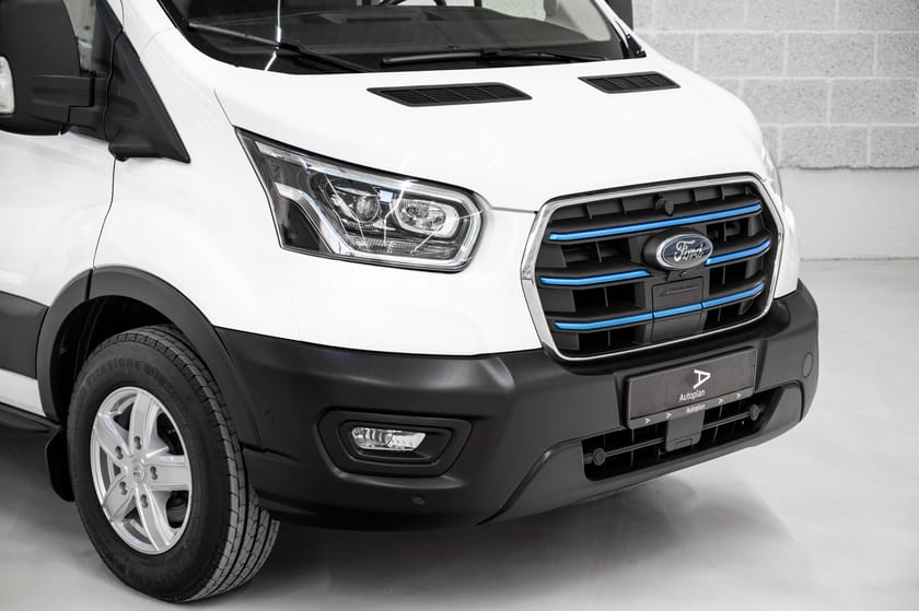 Bilde 3 av Ford E-Transit 350 68kWt 269hk L3H2 Trend ACC/360Kam/Carplay/DAB/BT
